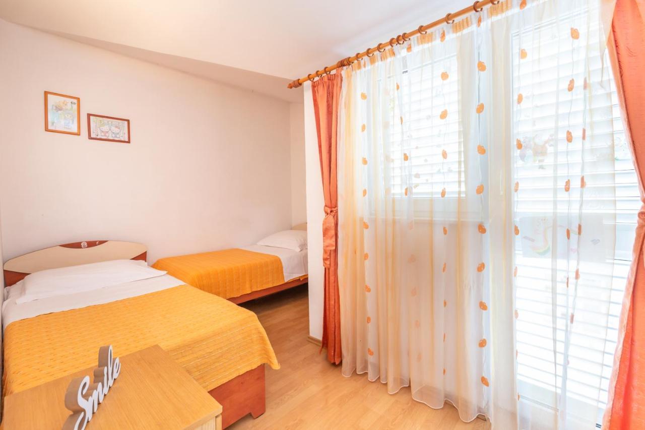 Villa Roko Tučepi Eksteriør billede