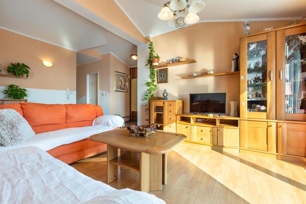 Villa Roko Tučepi Eksteriør billede